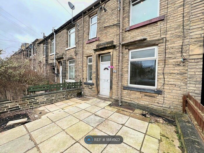 2 Bedroom Terraced House To Rent In Marion Street, Brighouse, HD6
