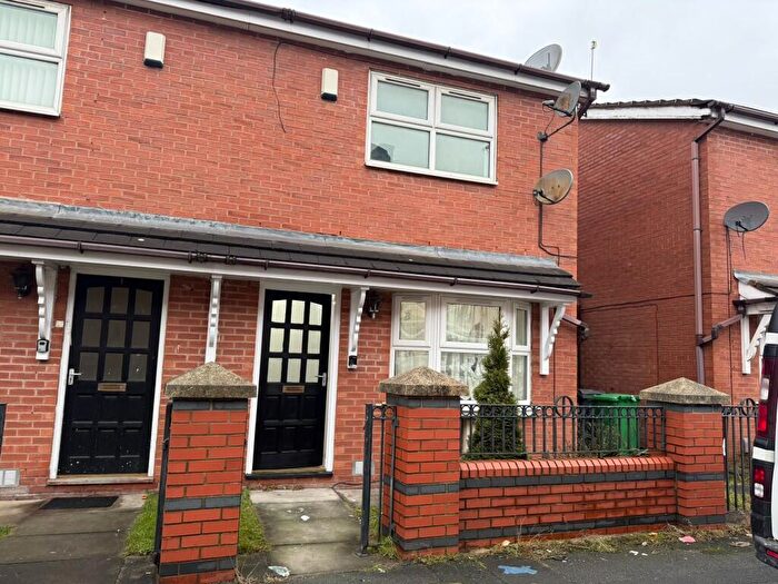 2 Bedroom Semi Detached House To Rent In Ronald Street, Manchester, M11