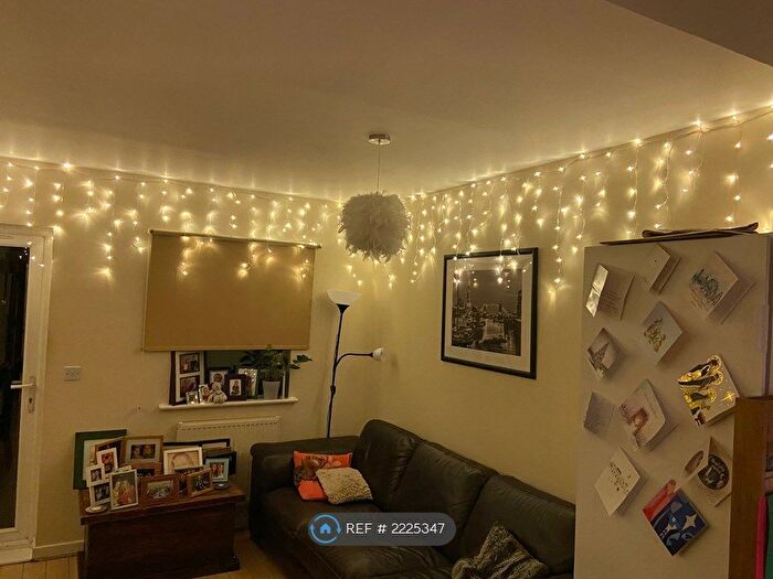 4 Bedroom End Of Terrace House To Rent In Calypso Crescent, London, SE15