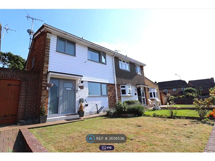 3 Bedroom Semi-Detached House To Rent In Worchester Close, Kent, DA9