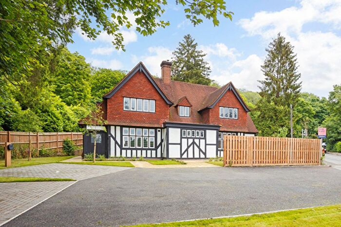 3 Bedroom Semi-Detached House For Sale In Reigate Hill, Reigate, RH2