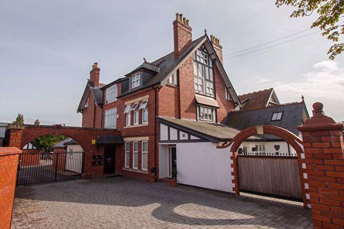 1 Bedroom Flat To Rent In Victoria Road, Penarth, CF64