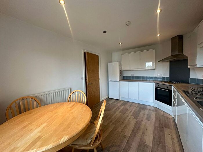 2 Bedroom Flat To Rent In Ffordd Garthorne, Amalfi House Ffordd Garthorne, CF10