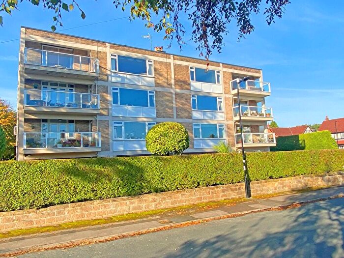 3 Bedroom Apartment For Sale In Harlow Oval Court, Harlow Oval, Harrogate, HG2