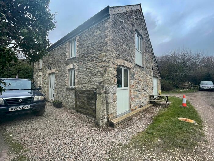 3 Bedroom Barn Conversion To Rent In Crantock, Newquay, TR8