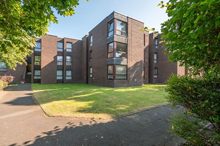 2 Bedroom Flat For Sale In Stanley Park, Kirkcaldy, KY1