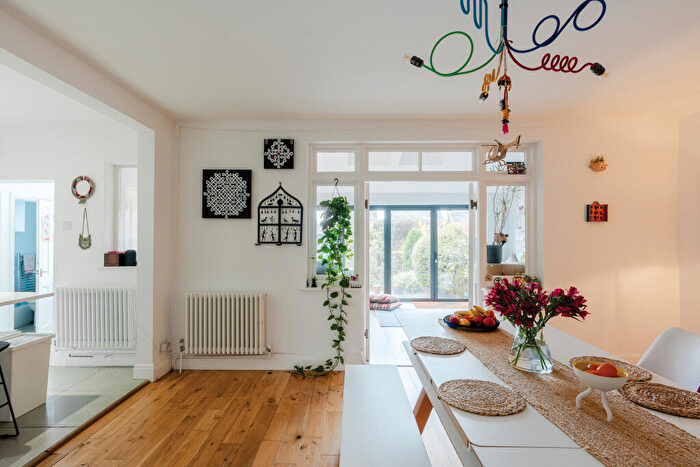 4 Bedroom Semi Detached House For Sale In Badminton Road, Downend, Bristol, Gloucestershire, BS16