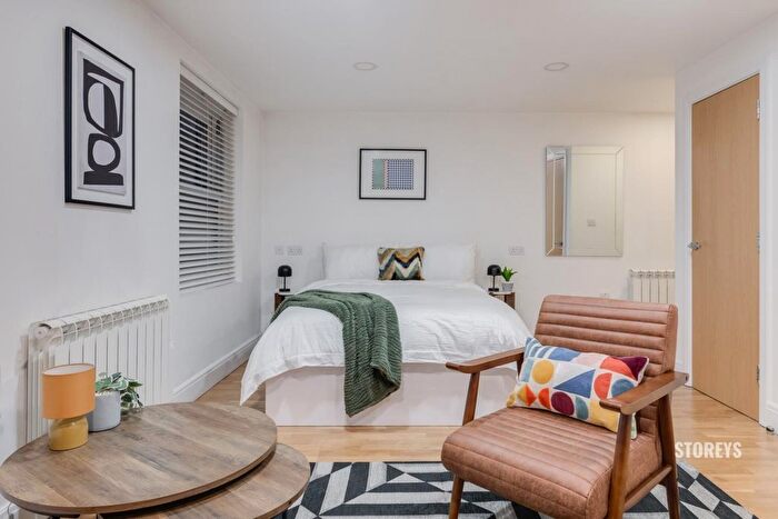Studio To Rent In Fleet Street, London, EC4Y