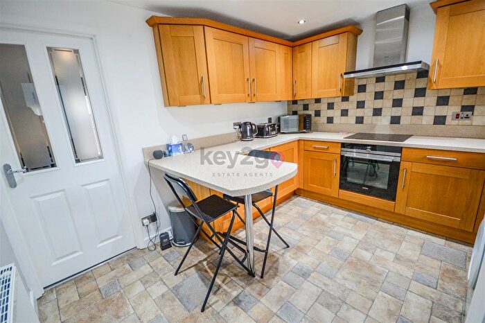 2 Bedroom Terraced House To Rent In Mauncer Lane, Woodhouse, S13