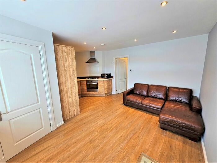 1 Bedroom Flat To Rent In Commerce Street, City Centre, Aberdeen, AB11