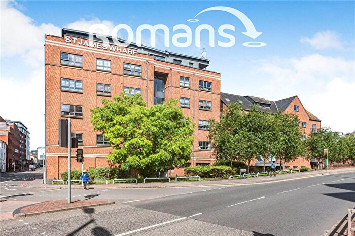2 Bedroom Flat To Rent In St. James Wharf, Forbury Road, Reading, RG1