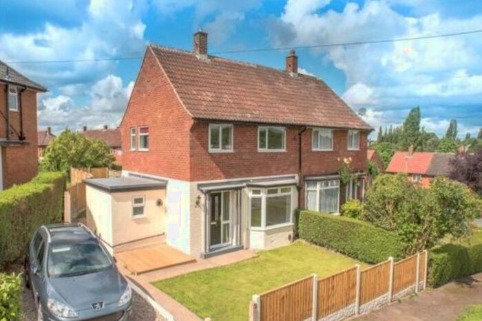 3 Bedroom Semi-Detached House To Rent In Queenshill Avenue, Moortown, Leeds, LS17