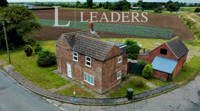 3 Bedroom Cottage To Rent In Swineshead, PE20