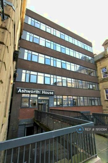 1 Bedroom Flat To Rent In Manchester Road, Burnley, BB11