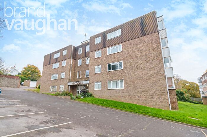 2 Bedroom Flat To Rent In Kingsmere, London Road, Brighton, East Sussex, BN1