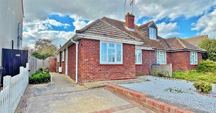 2 Bedroom Semi-Detached Bungalow For Sale In Butchers Lane, Walton-on-the-Naze, CO14