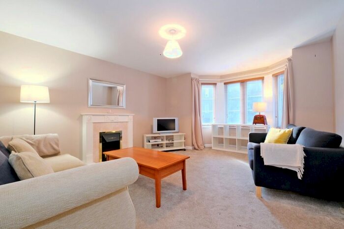 2 Bedroom Flat To Rent In Fonthill Road, Ferryhill, Aberdeen, AB11