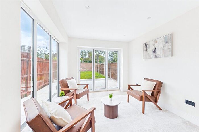 5 Bedroom Terraced House For Sale In Fairlawn Park, London, SE26