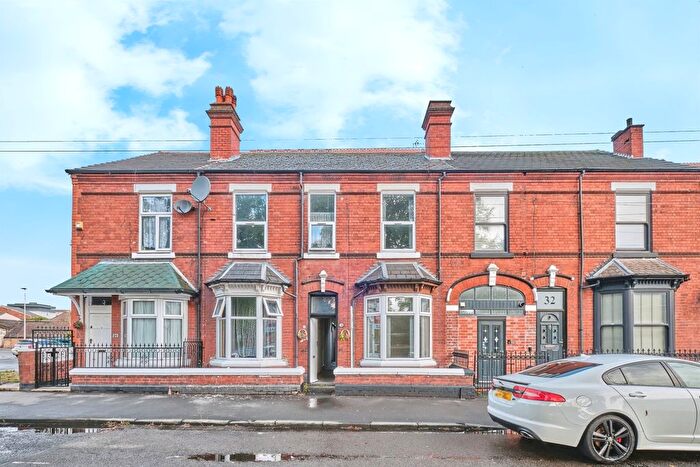 3 Bedroom Terraced House For Sale In Sandwell Road, West Bromwich, B70