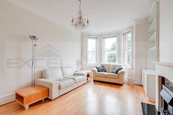 3 Bedroom Flat To Rent In Delaware Mansions, Maida Vale, London, W9