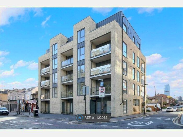 3 Bedroom Flat To Rent In Fusion Court, London, E15