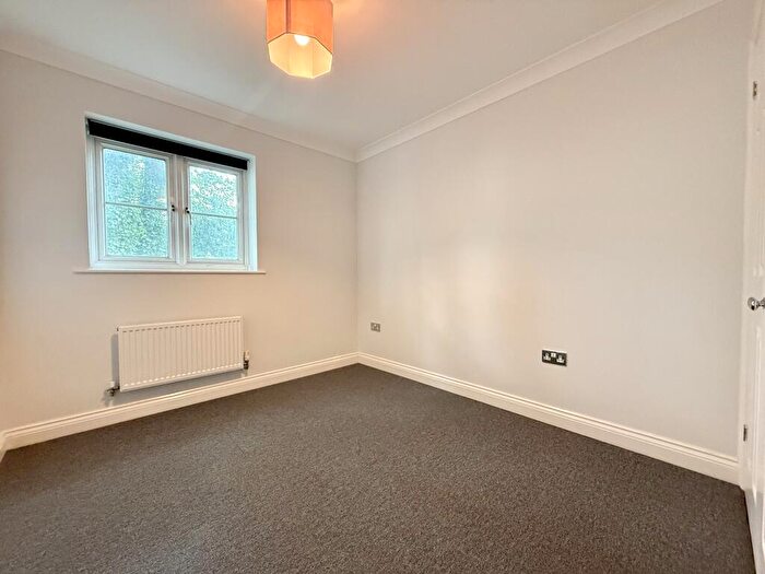 2 Bedroom Apartment To Rent In Jasmine Court, Maidstone, ME16