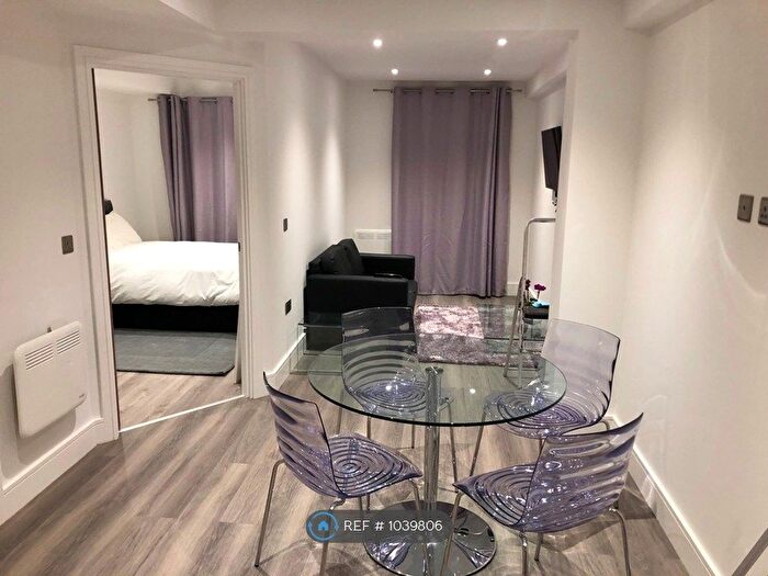 1 Bedroom Flat To Rent In Davidson House, Camberley, GU15