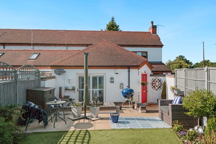 3 Bedroom Terraced House For Sale In Sharpway Gate, Stoke Prior, B60