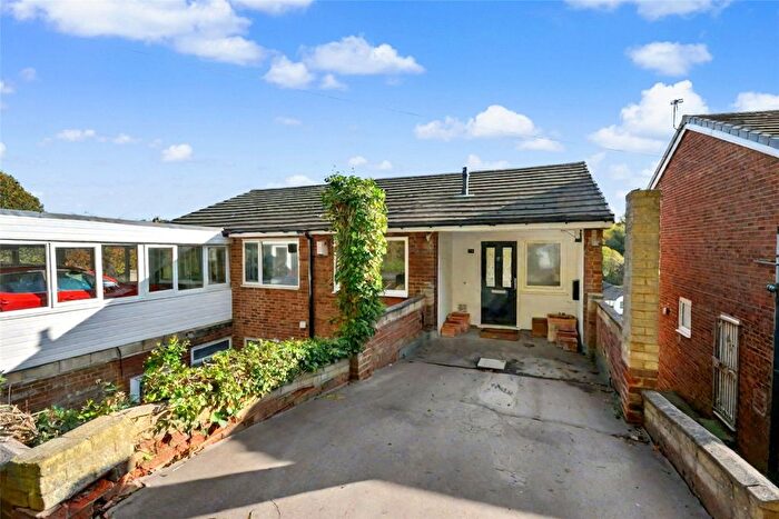 3 Bedroom Semi Detached House For Sale In Swinnow Lane, Leeds, West Yorkshire, LS13