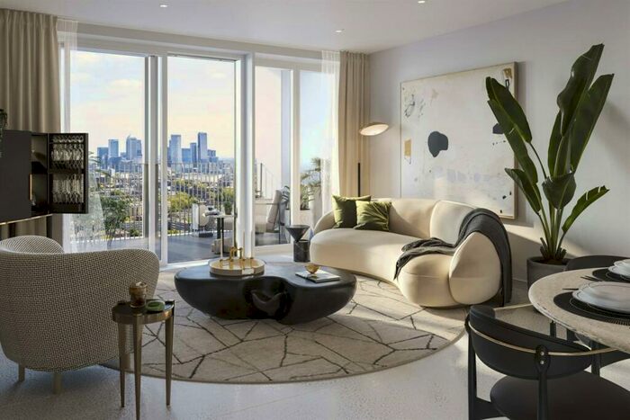 Apartment To Rent In Bouchon Point, Cendal Crescent, E1