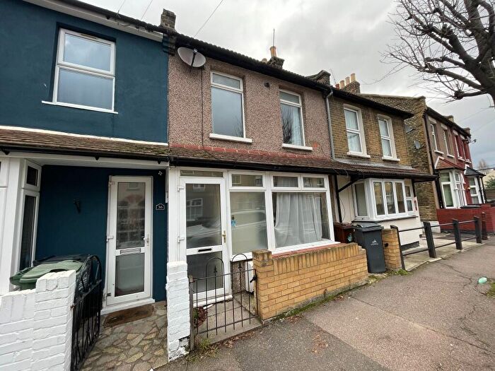 2 Bedroom Terraced House To Rent In Byron Road, London, E10