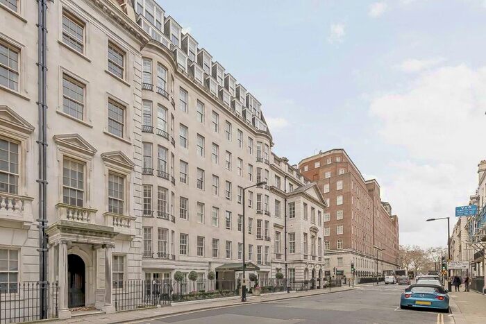 2 Bedroom Flat To Rent In Upper Grosvenor Street, London, W1K