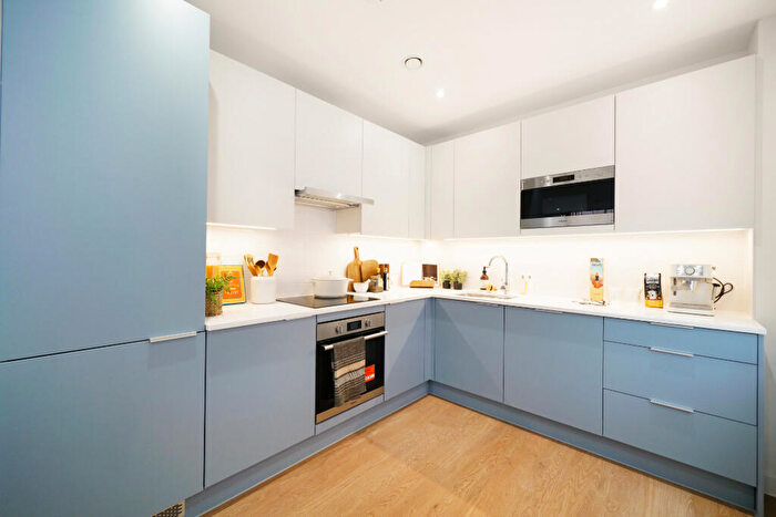 2 Bedroom Apartment To Rent In Cooper House, B5