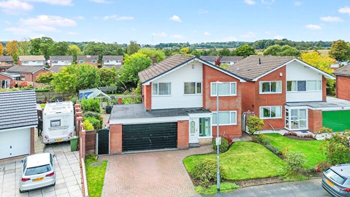 4 Bedroom Detached House For Sale In Pinfold Drive, Eccleston, WA10