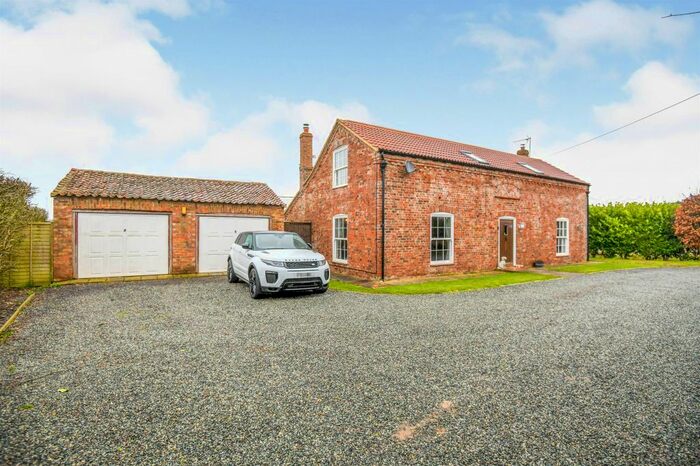 3 Bedroom Barn Conversion For Sale In Grovefield Lane, Freiston, Boston, PE22