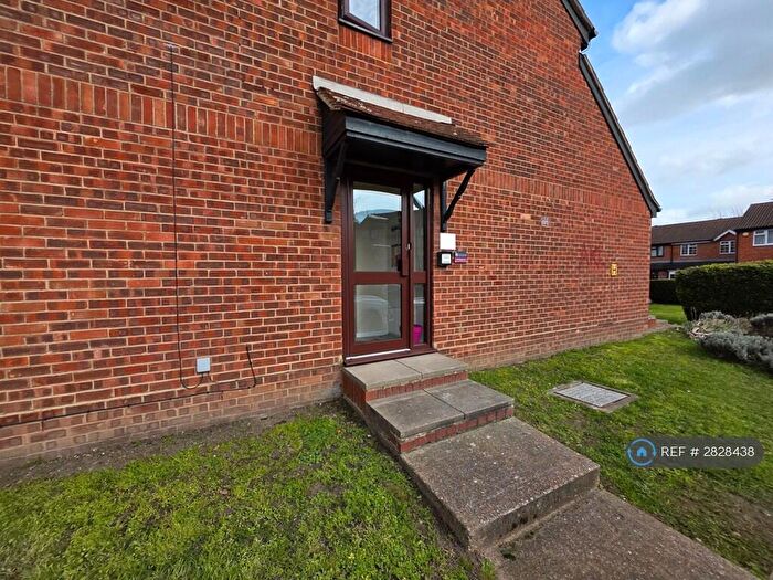 1 Bedroom Flat To Rent In Parsonage Road, Grays, RM20