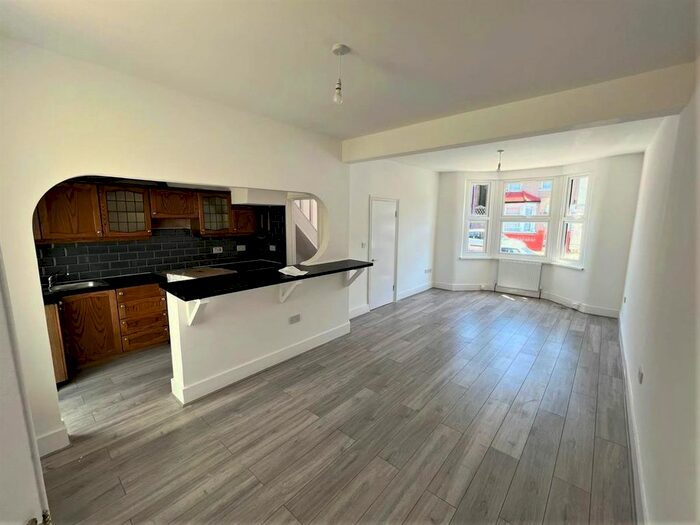 3 Bedroom Terraced House To Rent In Suffolk Road, Enfield, EN3