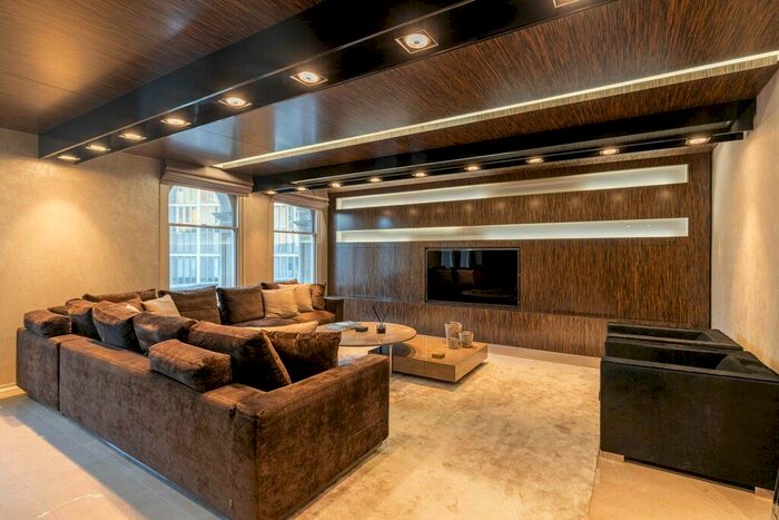 2 Bedroom Flat To Rent In Knightsbridge, Knightsbridge, SW1X