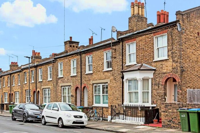 1 Bedroom Flat To Rent In Tuskar Street, London, SE10