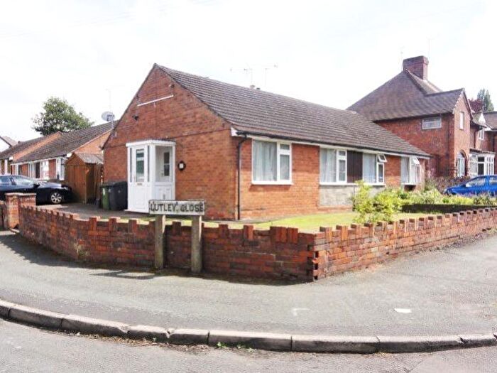 2 Bedroom Semi-Detached Bungalow To Rent In Lutley Close, Bradmore, Wolverhampton, WV3