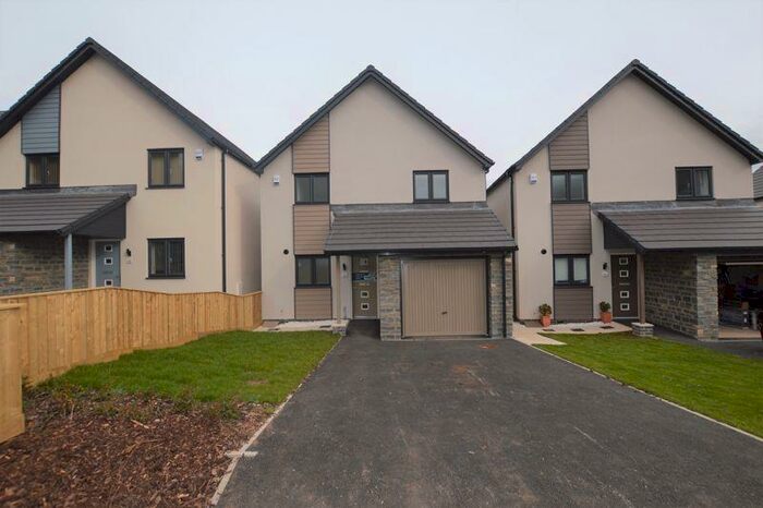 3 Bedroom Detached House To Rent In Milbury Gardens, Worlebury, Weston Super Mare, BS22