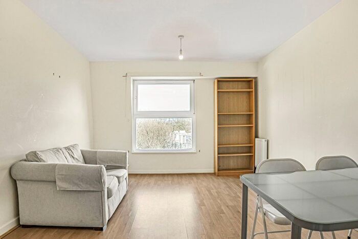 1 Bedroom Flat To Rent In Jacob House, Amhurst Road, London, E8