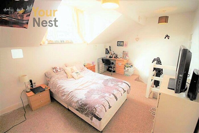 3 Bedroom Terraced House To Rent In Martin Terrace, Leeds, LS4