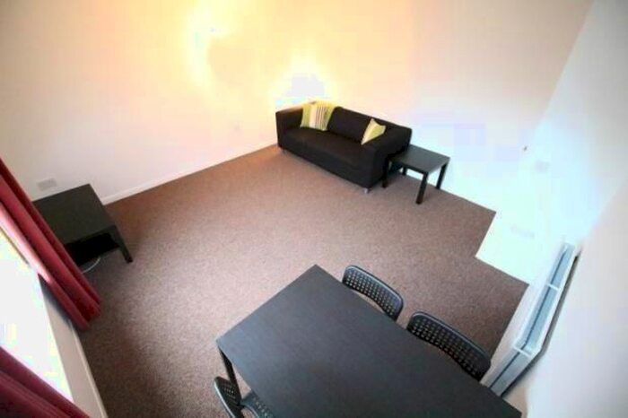 2 Bedroom Flat To Rent In Great Northern Road, Woodside, Aberdeen, AB24