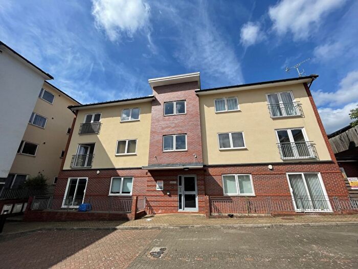 2 Bedroom Flat To Rent In Great Colmore Street, Birmingham, West Midlands, B15