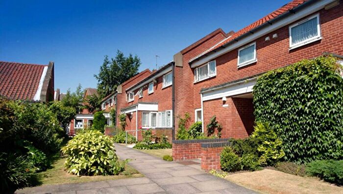 Studio To Rent In Elm Tree Court, Potter Street, Worksop, Nottinghamshire, S80