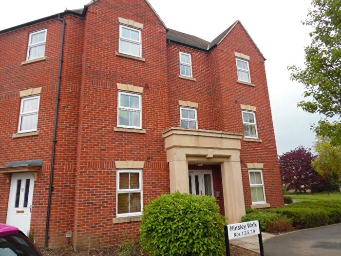 2 Bedroom Flat To Rent In Hinsley Walk, Bletchley, Milton Keynes, MK3
