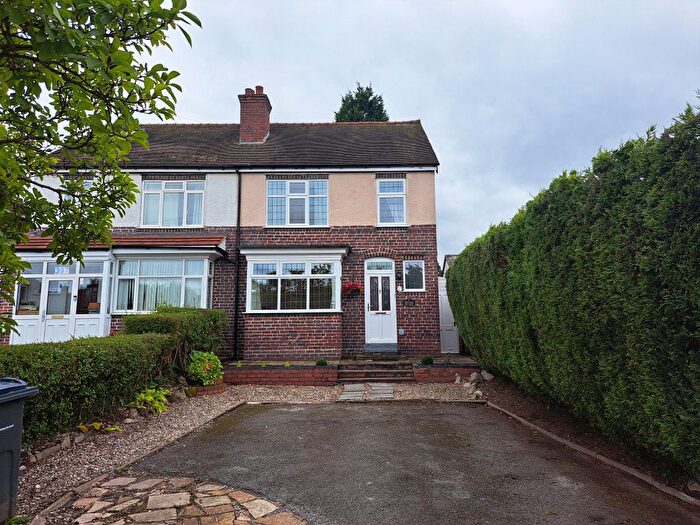 3 Bedroom Semi-Detached House To Rent In Clarence Road, Four Oaks, Sutton Coldfield, B74