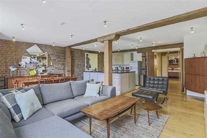 2 Bedroom Flat To Rent In Clink Street, London Bridge, SE1