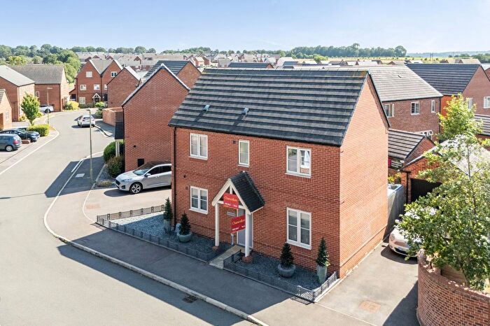 3 Bedroom Detached House For Sale In Bennett Drive, Banbury, OX16